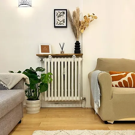 Celine 30 Bright Haven Between Champs Elysee And Trocadero * Париж