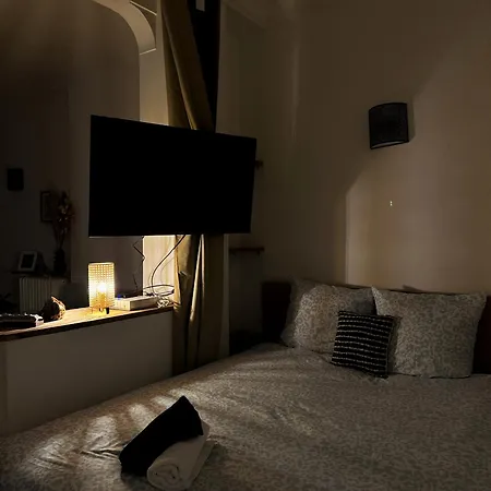 Апартаменты Celine 30 Bright Haven Between Champs Elysee And Trocadero Париж