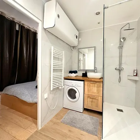 Апартаменты Celine 30 Bright Haven Between Champs Elysee And Trocadero *